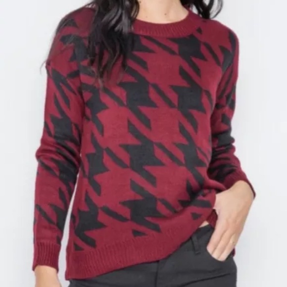 Burgundydy Plaid Geo Print Crew Neck Dweater - Picture 4 of 6